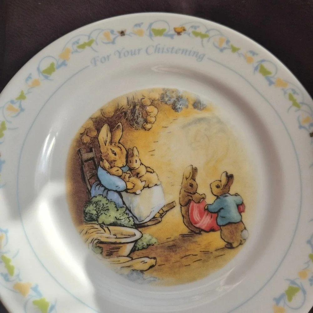 Wedgwood Peter Rabbit Christening Plate Beatrix Potter Bone China England 2010 - Picture 3 of 5